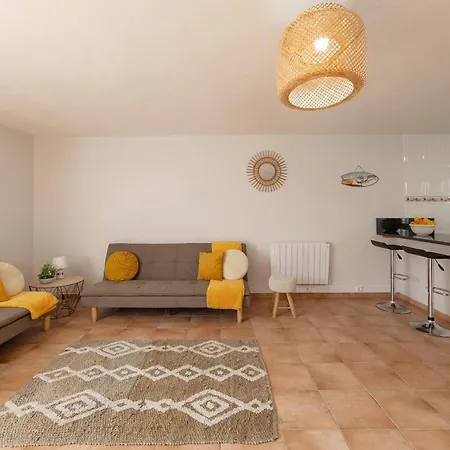 Moradia Marques فيلة نازاريه